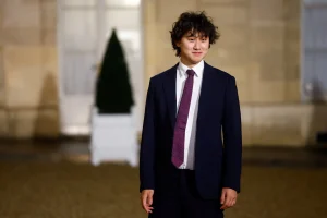 10meta-ai-jgql-superJumbo